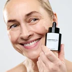 CurrentBody Skin Green Tea Serum (30ml)